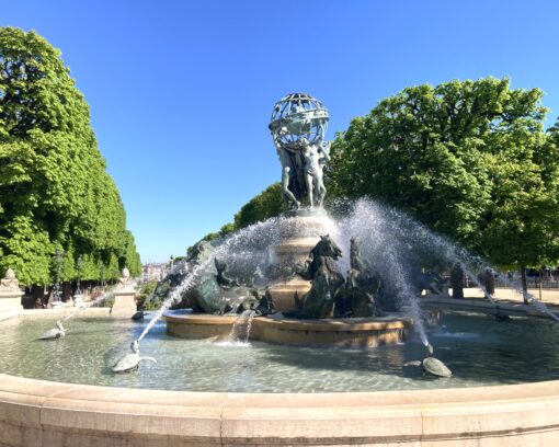 Les symboles cachés de la Rive gauche