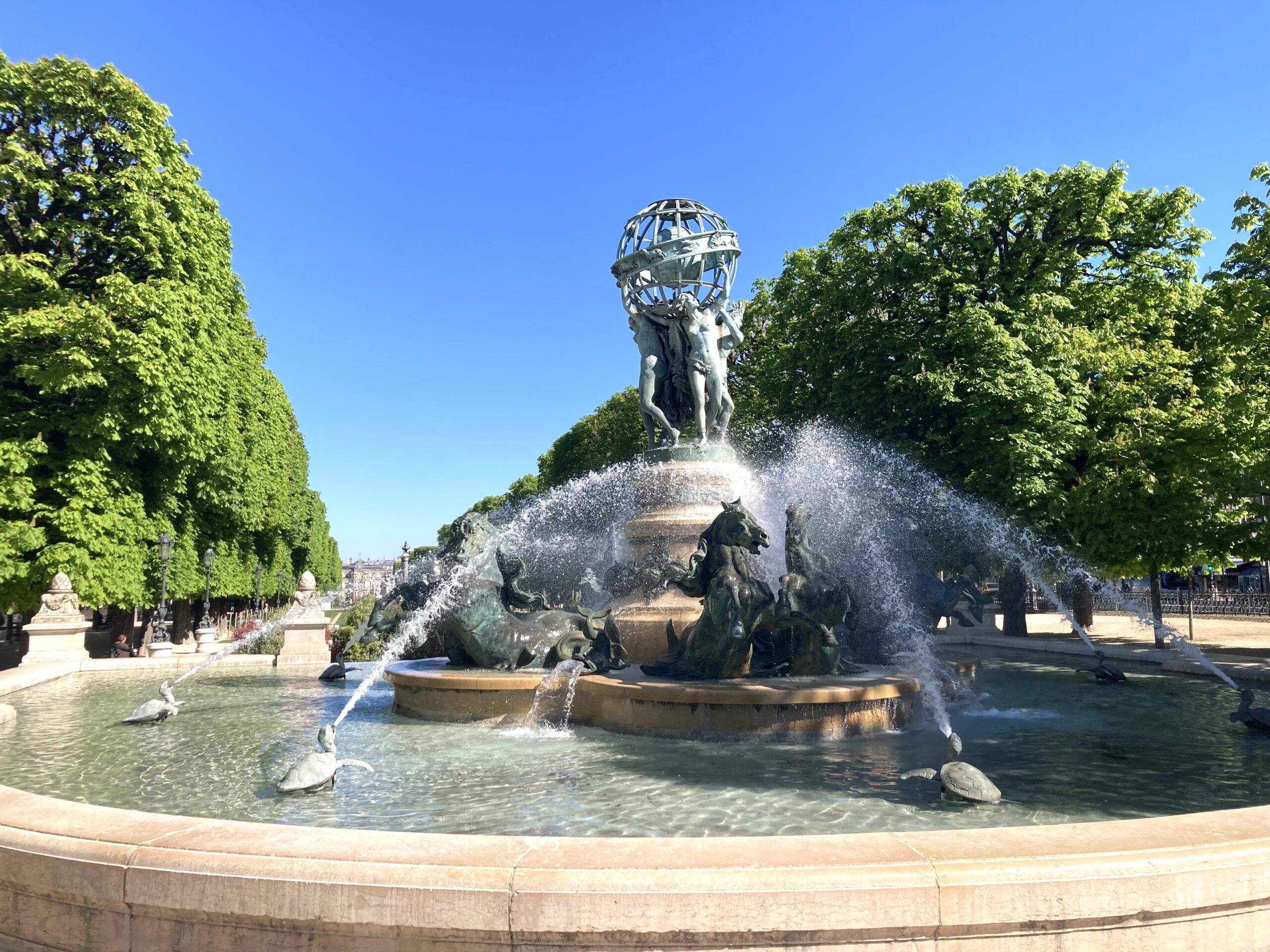 Les symboles cachés de la Rive gauche