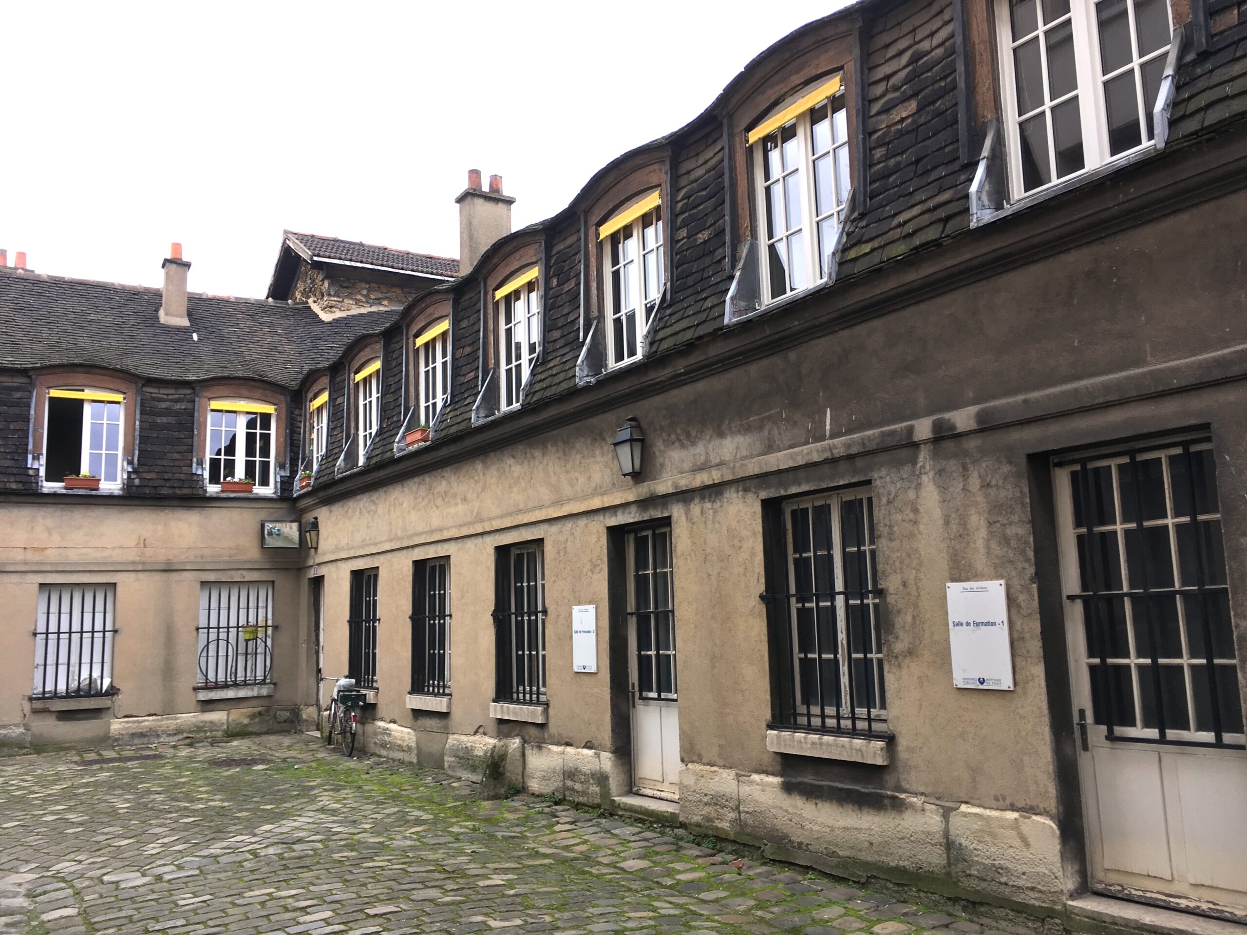 Le Paris de la folie : visite de la Salpêtrière – Image 4