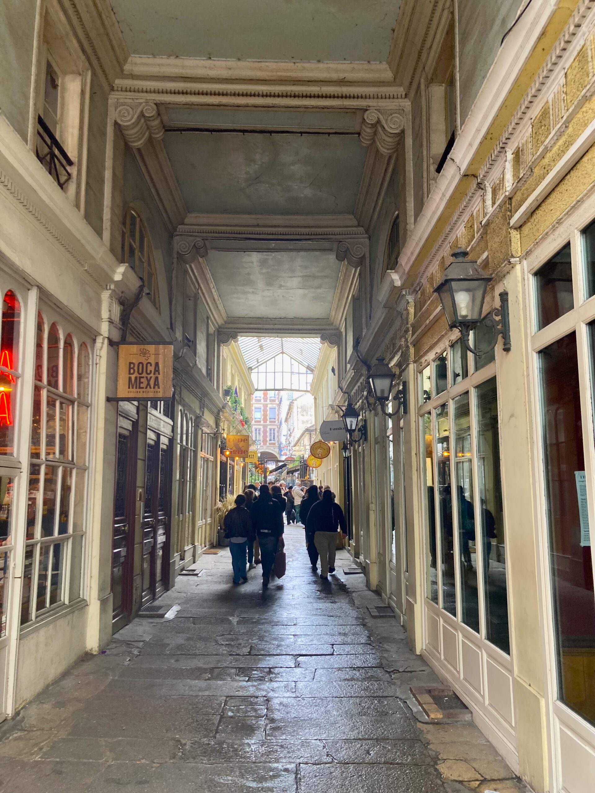 Les petits secrets de Saint-Germain-des-Prés – Image 5