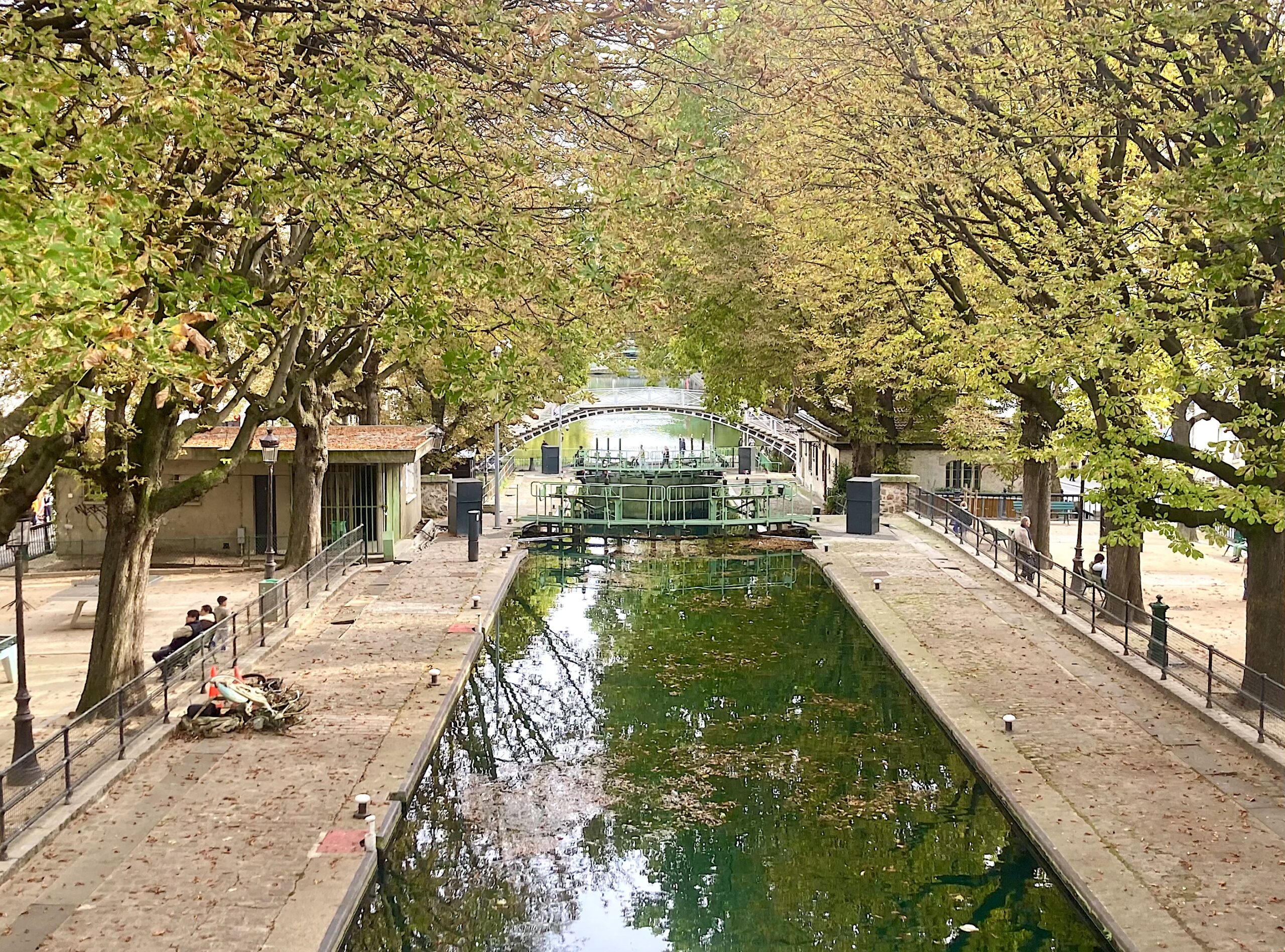 Balade le long du Canal Saint-Martin